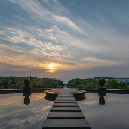 Howard Johnson Sandalwoods Resort Huizhou Huidong Exterior foto